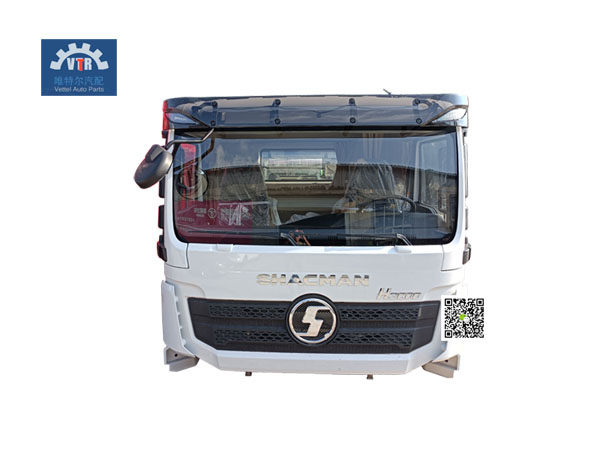 FDC15221100002Z- 加長(zhǎng)半高頂駕駛室總成（H） Extended half top cab (H)  SHACMAN 新M3000  H3000  顏色：冰川白（金屬漆）
